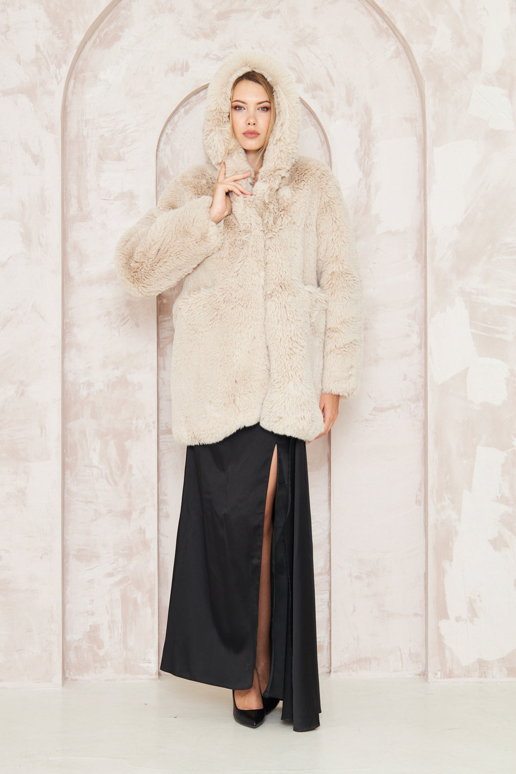 Ester Suni Kürk Kapüşonlu Kaban