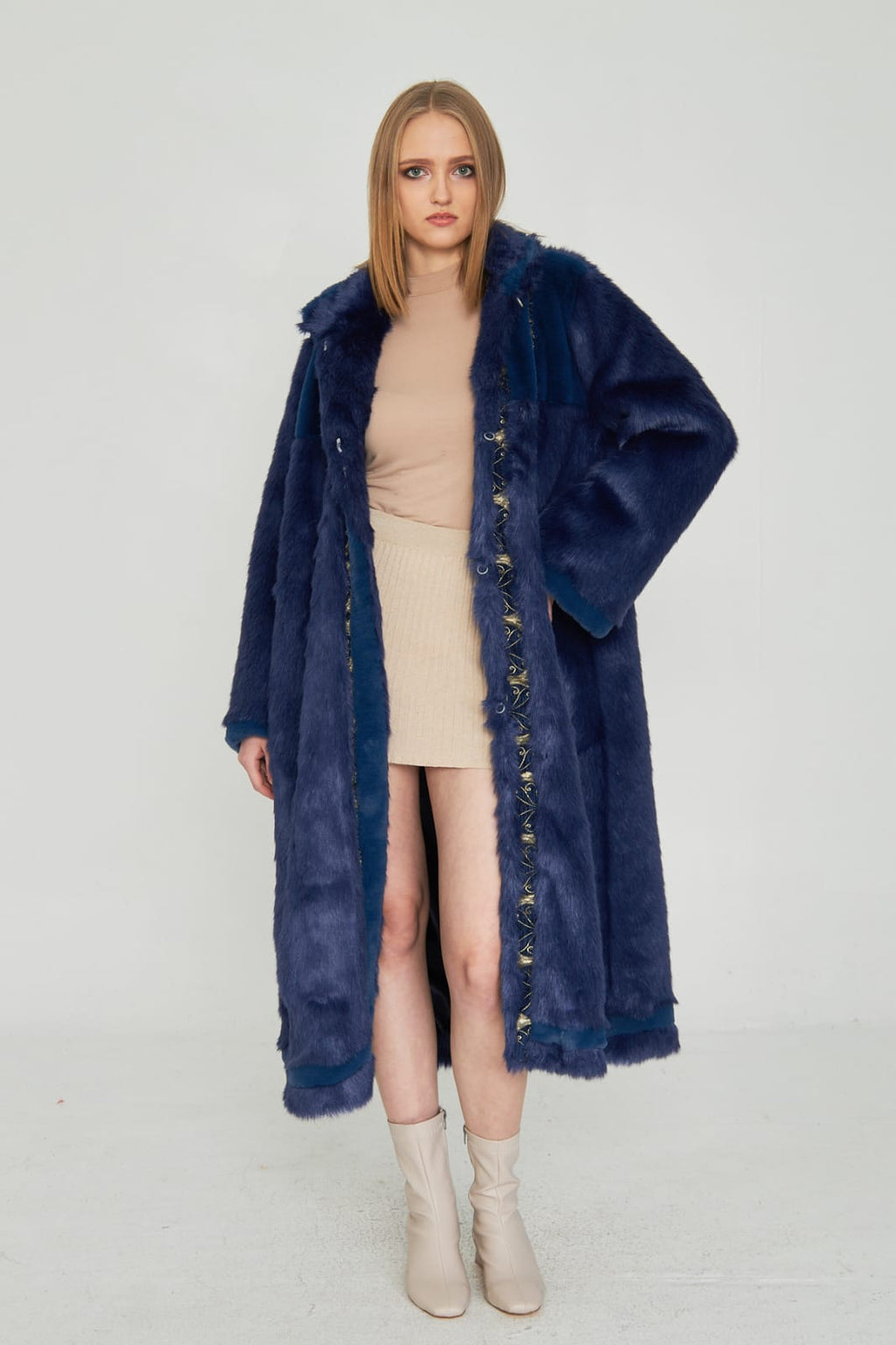 Kaftan Model Jakar Kumaş Detaylı Suni Kürk